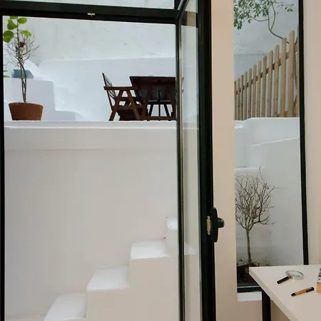 White House Boutique, 2 Bedroom Apartment, With A/c And Patio Lisbona