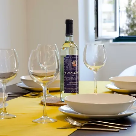 Appartamento White House Boutique, 2 Bedroom Apartment, With A/c And Patio Lisbona