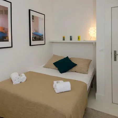 White House Boutique, 2 Bedroom Apartment, With A/c And Patio Διαμέρισμα *