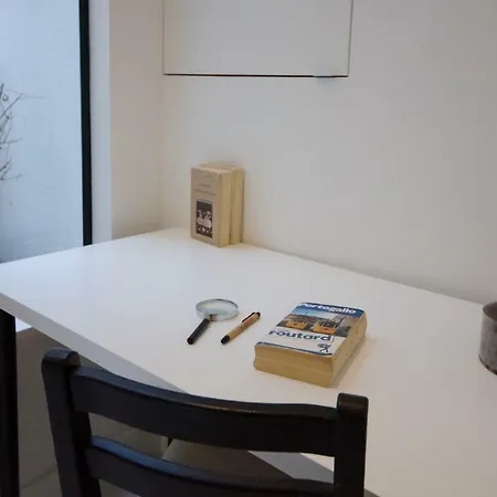 White House Boutique, 2 Bedroom Apartment, With A/c And Patio Appartamento