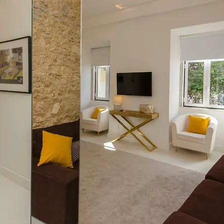 Apartment White House Boutique, 2 Bedroom Apartment, With A/c And Patio *
